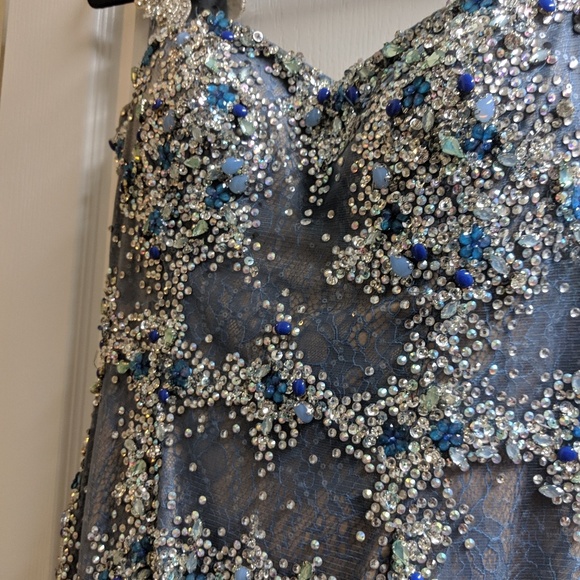 Prom dress - Picture 6 of 8